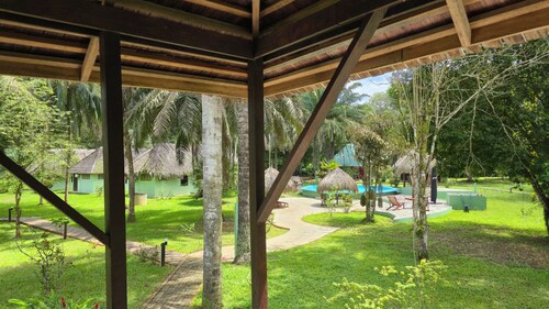 Greenheart Resort De Plantage