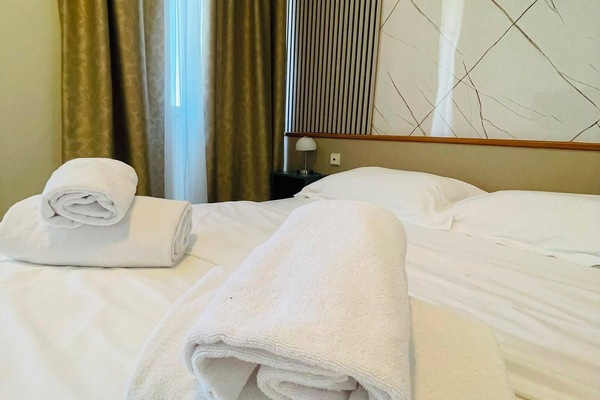 Superior Double Room, Sea View | WiFi (free), bed sheets