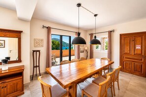 Dining - Villa Thalassia - Four Bedroom Villa, Sleeps 8 (Kassiopi)