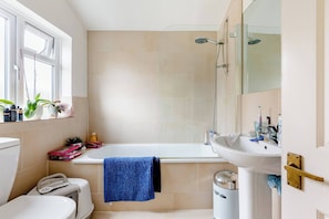 Room, 1 Bedroom | Bathroom - Room-double Bedroom With own Bathroom in (London)