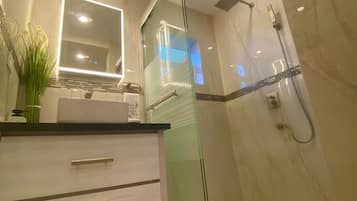 House, 1 Bedroom, Patio, Garden View | Bathroom