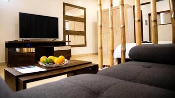 Apartment, Patio | Iron/ironing board, free WiFi, wheelchair access