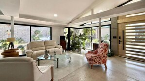 Unclassified image, 2 of 96, button - Luxury Beachfront House Steps From the Sea (Puerto Colombia)