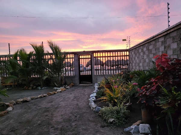 Luxury Beachfront House Steps From The Sea - Puerto Colombia