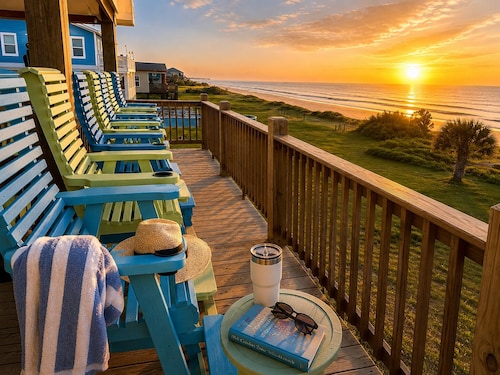 New! Beachfront Luxury | Firepit | Hot Tub | Family Gatherings | Tiki bar