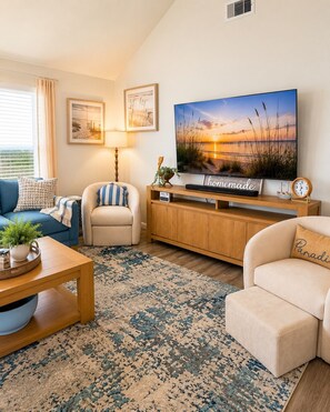 Smart TV, table tennis, stereo - Beachfront Lux House, Steps to Beach, Fire Pit, Deck, Outdoor Projector, Karaoke (Bolivar Peninsula)