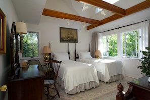 Iron/ironing board, WiFi, bed sheets - Carole's Place - Remodeled 2BR/2BA in Edgartown - Pool, Bikes, Near South Beach (Edgartown)