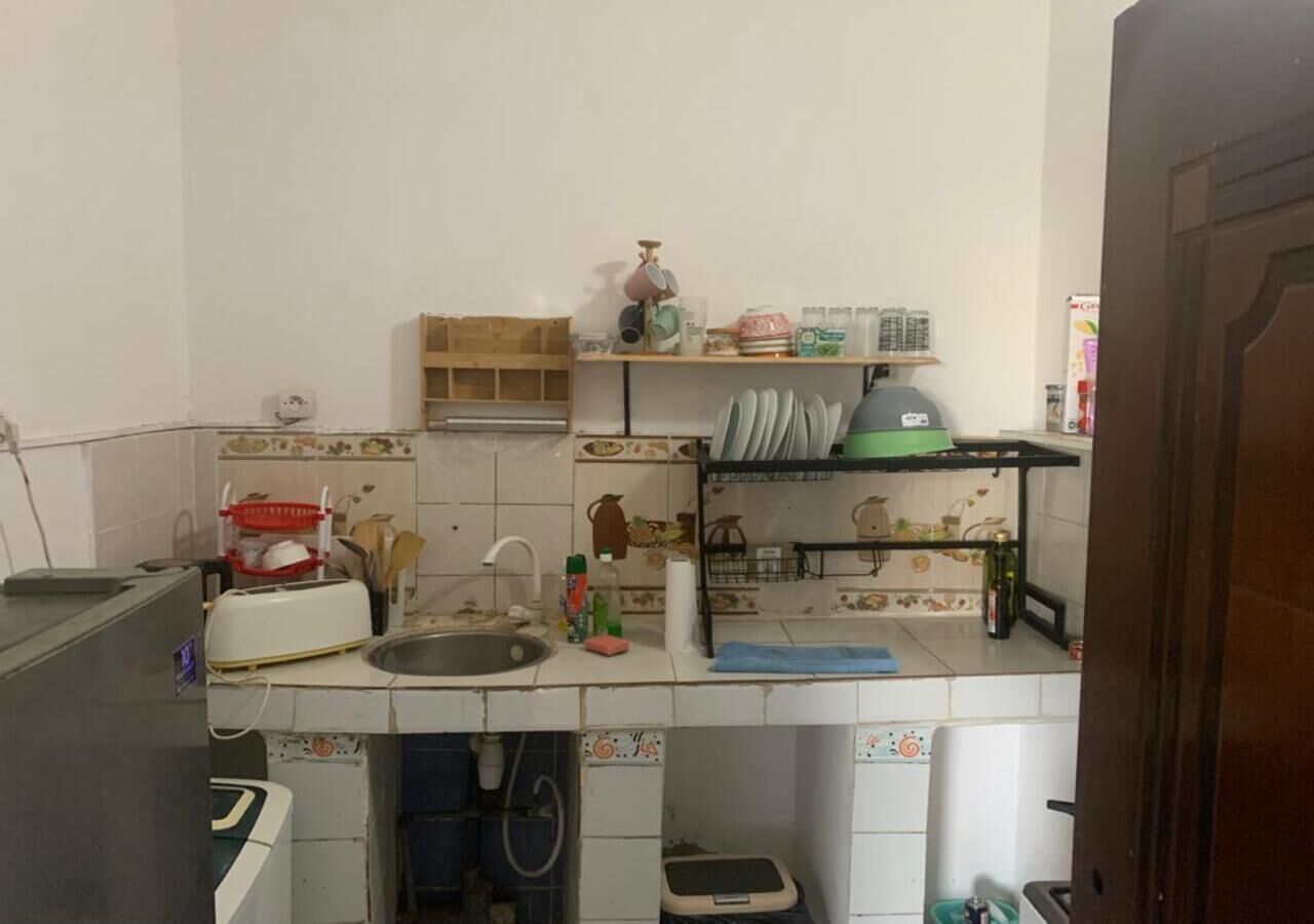 冰箱、微波炉、烤箱、炉灶