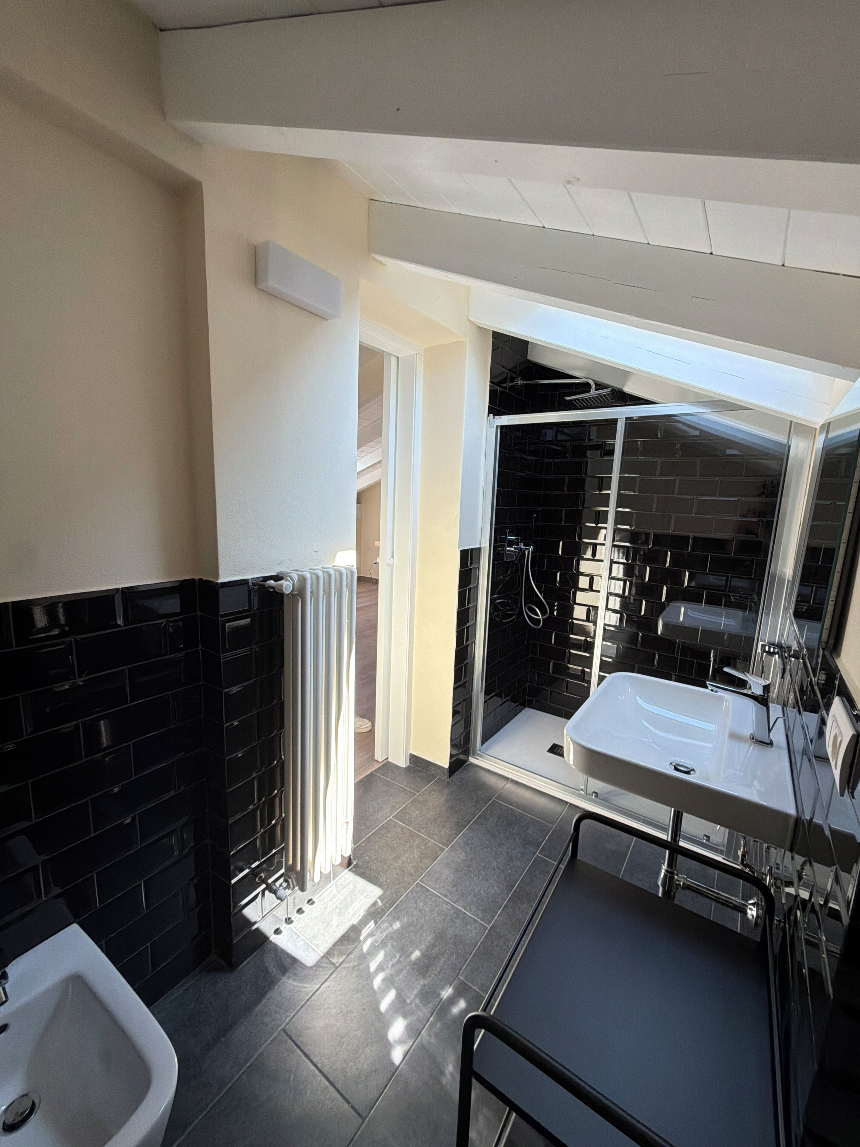 Chambre Double Confort, 1 grand lit, salle de bains privée | Salle de bain