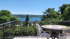 Unclassified image, 2 of 52, button - Major Lake Luxury Home (Dormelletto)