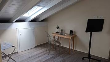 Comfort tweepersoonskamer, 1 queensize bed, privébadkamer | Interieur