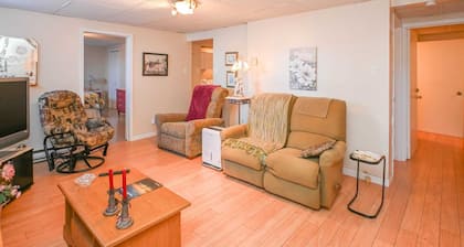 Delightful 2-bedroom apartment in charming Caraquet awaits you