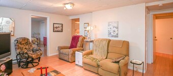 Delightful 2-bedroom apartment in charming Caraquet awaits you