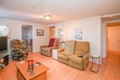 Delightful 2-bedroom apartment in charming Caraquet awaits you