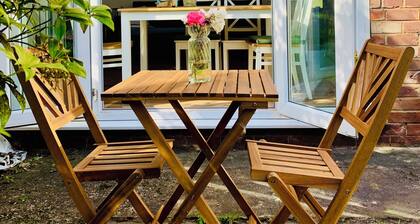 3 bedrooms | Quiet Town House | Family | Car Park