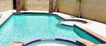 HOTEL BOUGAMBILIAS RESORT INN