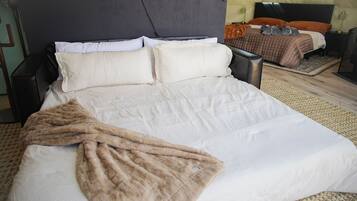 1 bedroom, WiFi (free), bed sheets