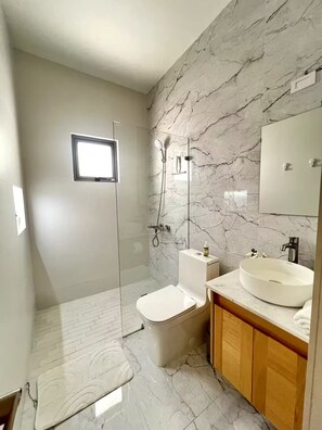 Bathroom - New & Modern Apartment (San Felipe de Puerto Plata)