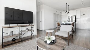 Interior - Landing | Stylish 1BD, Clubhouse, Gym (Austin)