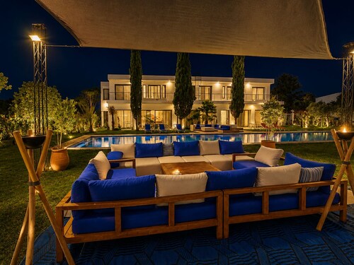 Palm Oasis Estate Dar Bouazza – 2 Private Villas • 16 Guests • 25m Swimming Pool