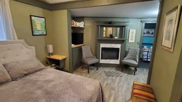 Double Room | Free WiFi