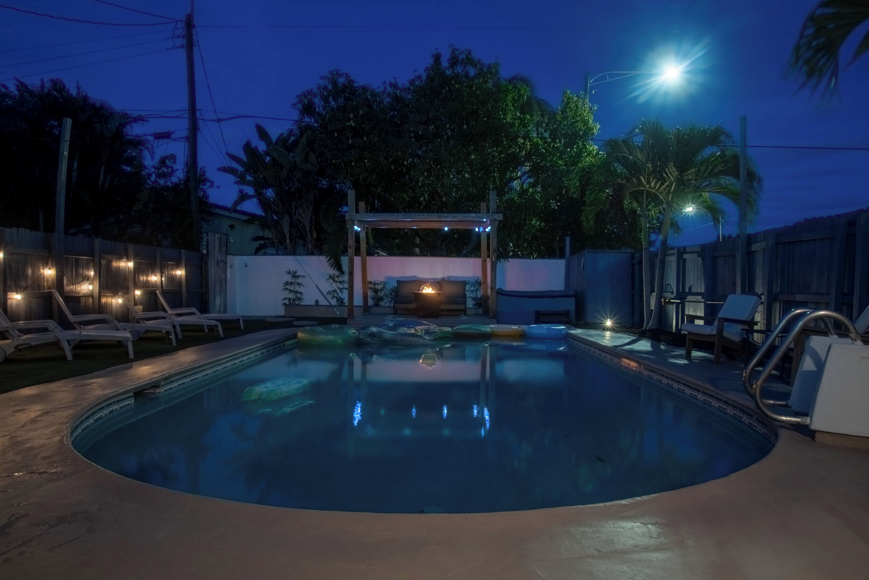 Piscine extérieure, piscine chauffée
