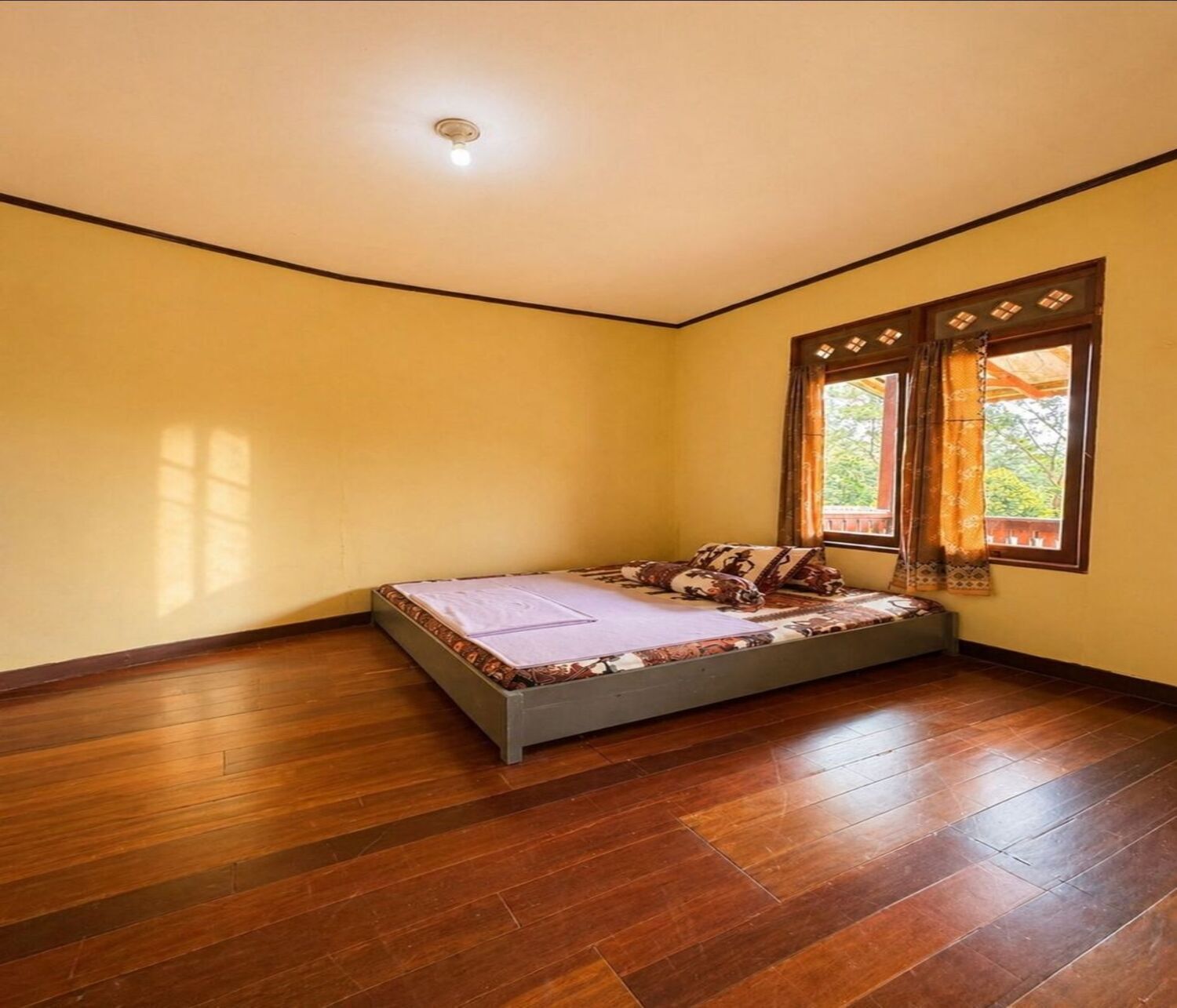 Vila, vista para o jardim | Acesso grátis à internet com fio