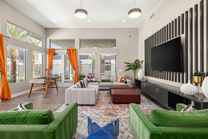 Landing | Stunning 2bd, Gym - Las Vegas, NV