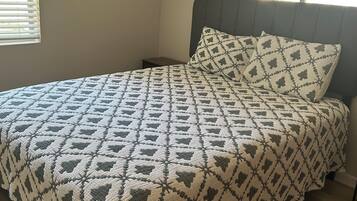WiFi, bed sheets