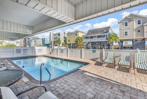 Outdoor pool - Garden Sands 310, 2 BR, 1 bath, ocean view from porch (Murrells Inlet)