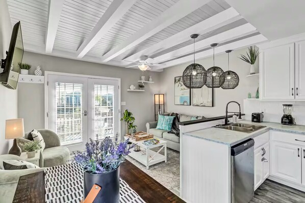 Interior - The Salty Clover-A fully remodeled home with private neighborhood beach access! (North Topsail Beach)