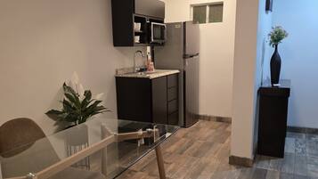Suite | Tempat makan