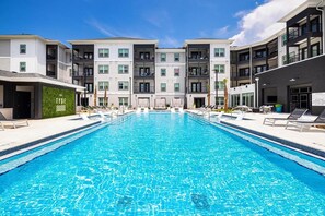 Pool - Landing | Modern 1BD in Clara Avenue (Panama City Beach)