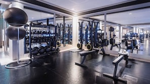 Estudio, balcón | Sala de fitness