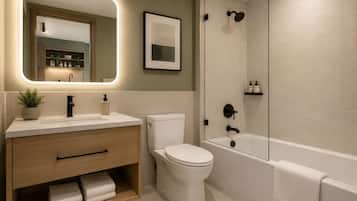 Deluxe Apartment | Bathroom