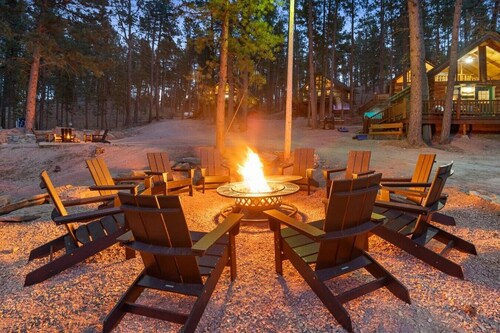 Cozy 2BR Little Cabin | 15 Minutes to Mt. Rushmore