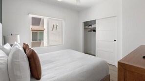 Desk, iron/ironing board, WiFi, bed sheets - Landing | Chic 2BD, Clubhouse, Gym (North Las Vegas)