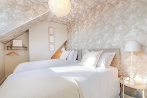 5 Schlafzimmer, Bügeleisen/Bügelbrett, Reisekinderbett, kostenloses WLAN
