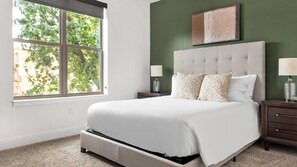 Desk, iron/ironing board, WiFi, bed sheets - Landing | Beautiful 1BD, Gym, Yoga Studio (St. Louis)
