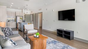 Smart TV - Landing | Spectacular 1BD in St. Cloud (Kissimmee)