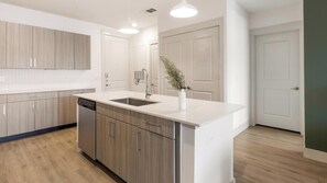 Interior - Landing | Amazing 2BD, Gym, Rooftop Lounge (Frisco)