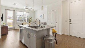 Interior - Landing | Chic 1BD, Gym (Dallas)