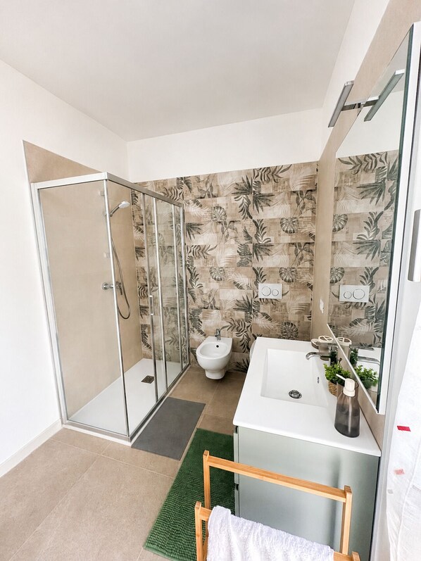 Bathroom - Vrbo Property (Sossano)