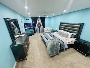 4 Schlafzimmer, Bügeleisen/Bügelbrett, WLAN, Bettwäsche