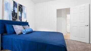 1 chambre, fer et planche à repasser, Wi-Fi, literie fournie