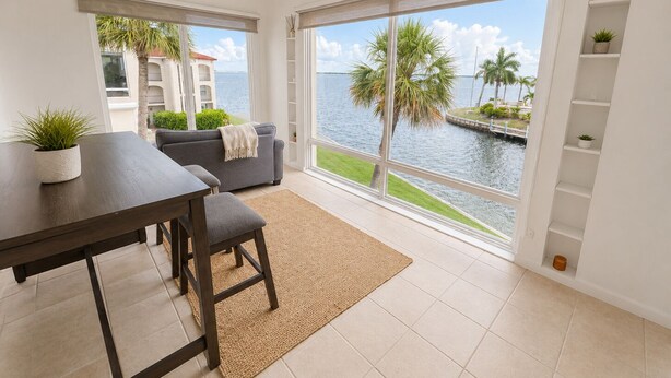 Interior - Wide-Open Charlotte Harbor Views - 3rd-Floor Waterfront 2BR - Elevator & Pool (Punta Gorda)