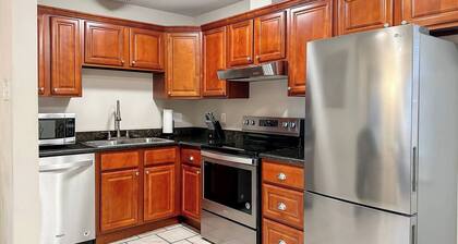 Peaceful 2BR by Ochsner for Patients & Pros
