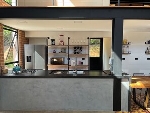 Private kitchen - House in the Woods in Santo Antônio do Pinhal (Santo Antônio do Pinhal)