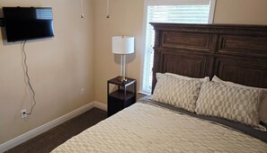 3 bedrooms, WiFi, bed sheets - Charming 3-bedroom house with a home gym in a superb Foley location. (Foley)