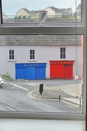 Interior - Perfect base for the Cliffs, Burren & Wild Atlantic Way! (Ennistymon)